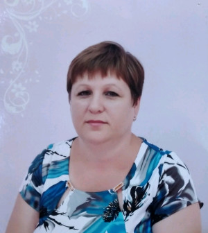 Помощник воспитателя Антипова Елена Николаевна